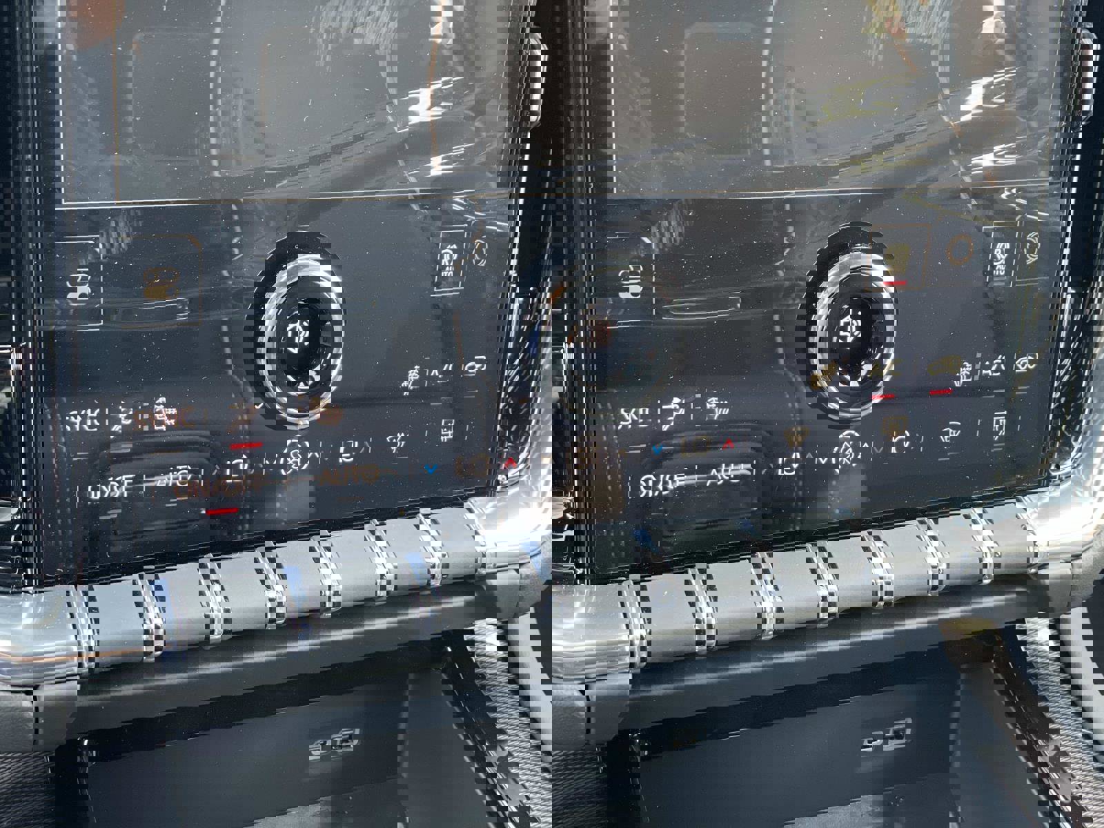 New 2026 GMC Yukon Elevation image 15