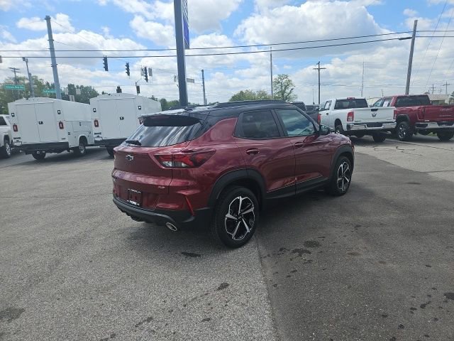 Used 2023 Chevrolet TrailBlazer RS w/ Convenience Package FWD image 6