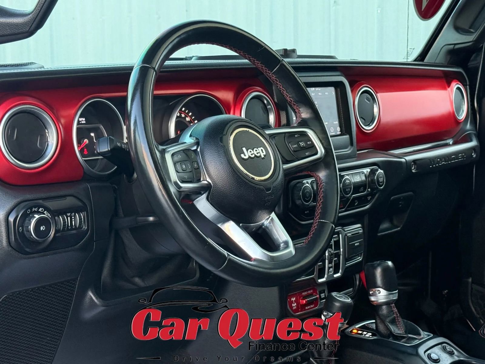 Used 2018 Jeep Wrangler Unlimited Rubicon w/ Steel Bumper Group image 10