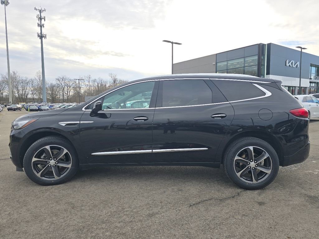 Used 2020 Buick Enclave Essence w/ Sport Touring Edition image 13