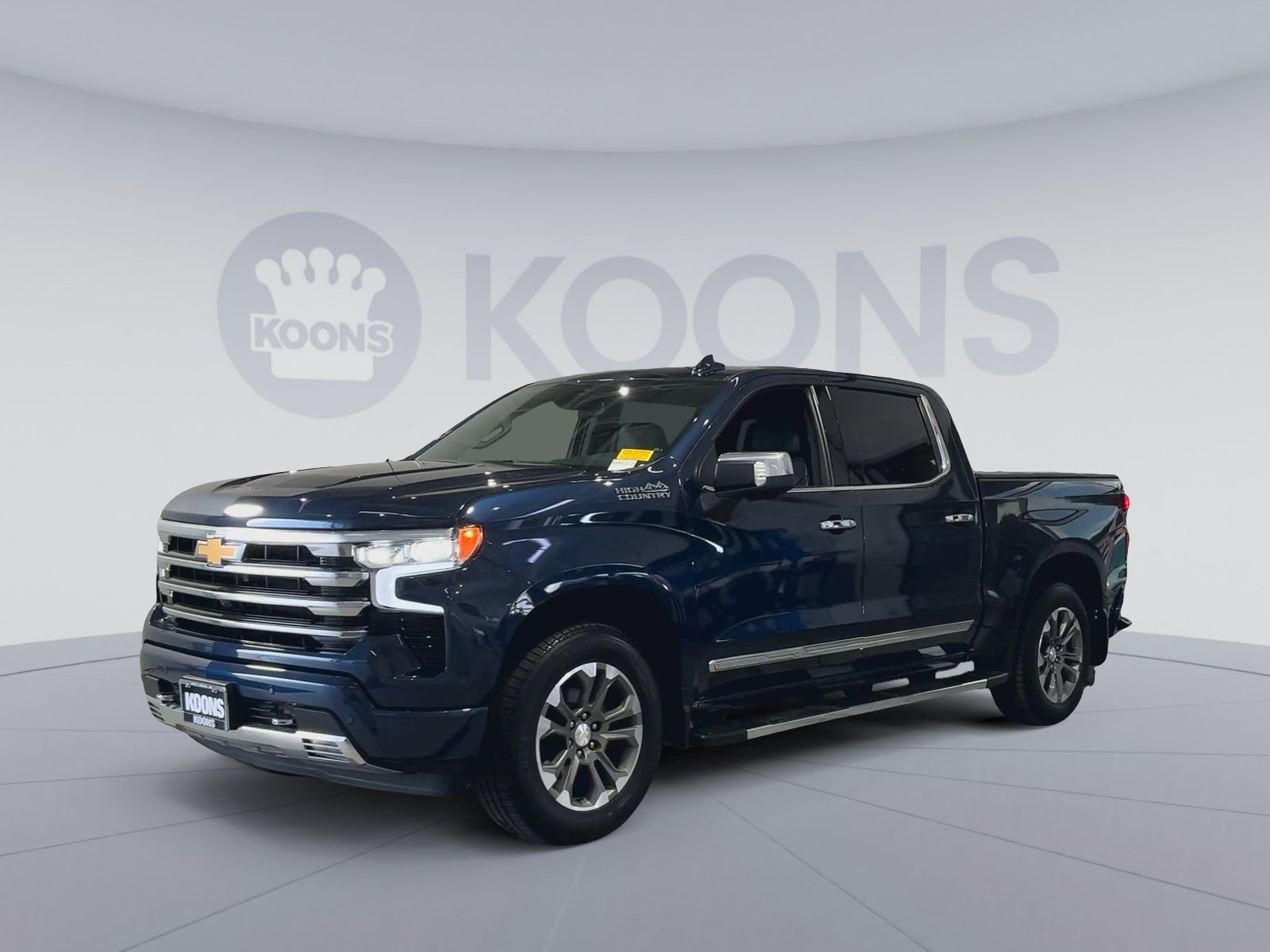 Used 2023 Chevrolet Silverado 1500 High Country w/ Z71 Off-Road Package AWD/4WD image 5