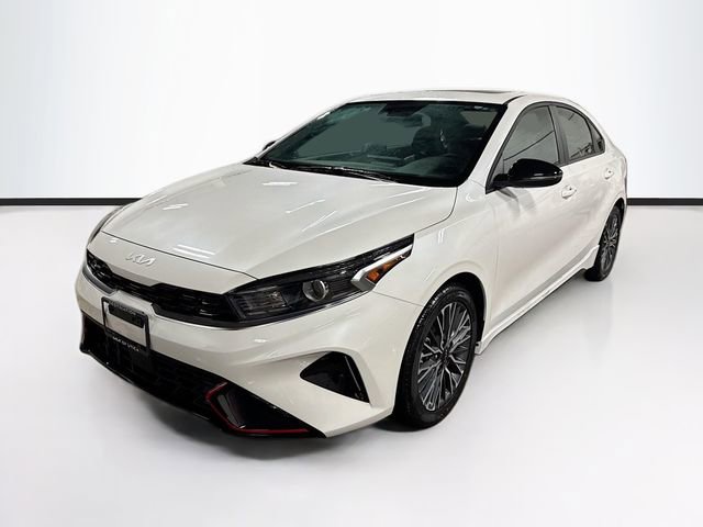 Used 2024 Kia Forte GT-Line w/ GT-Line Premium Package image 3