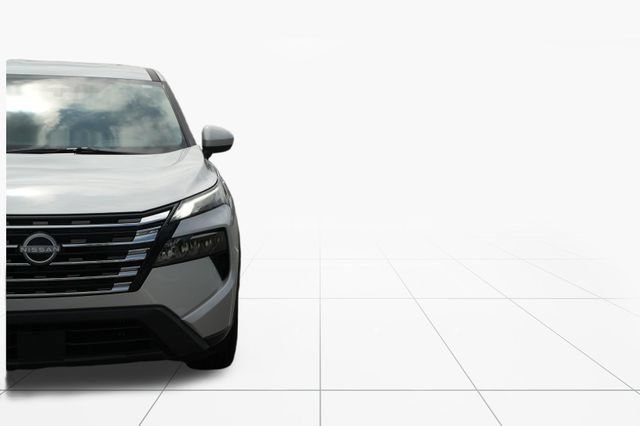 Used 2025 Nissan Rogue SV FWD image 41