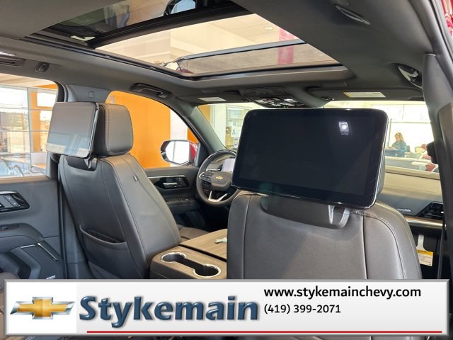 New 2026 Chevrolet Suburban High Country image 18