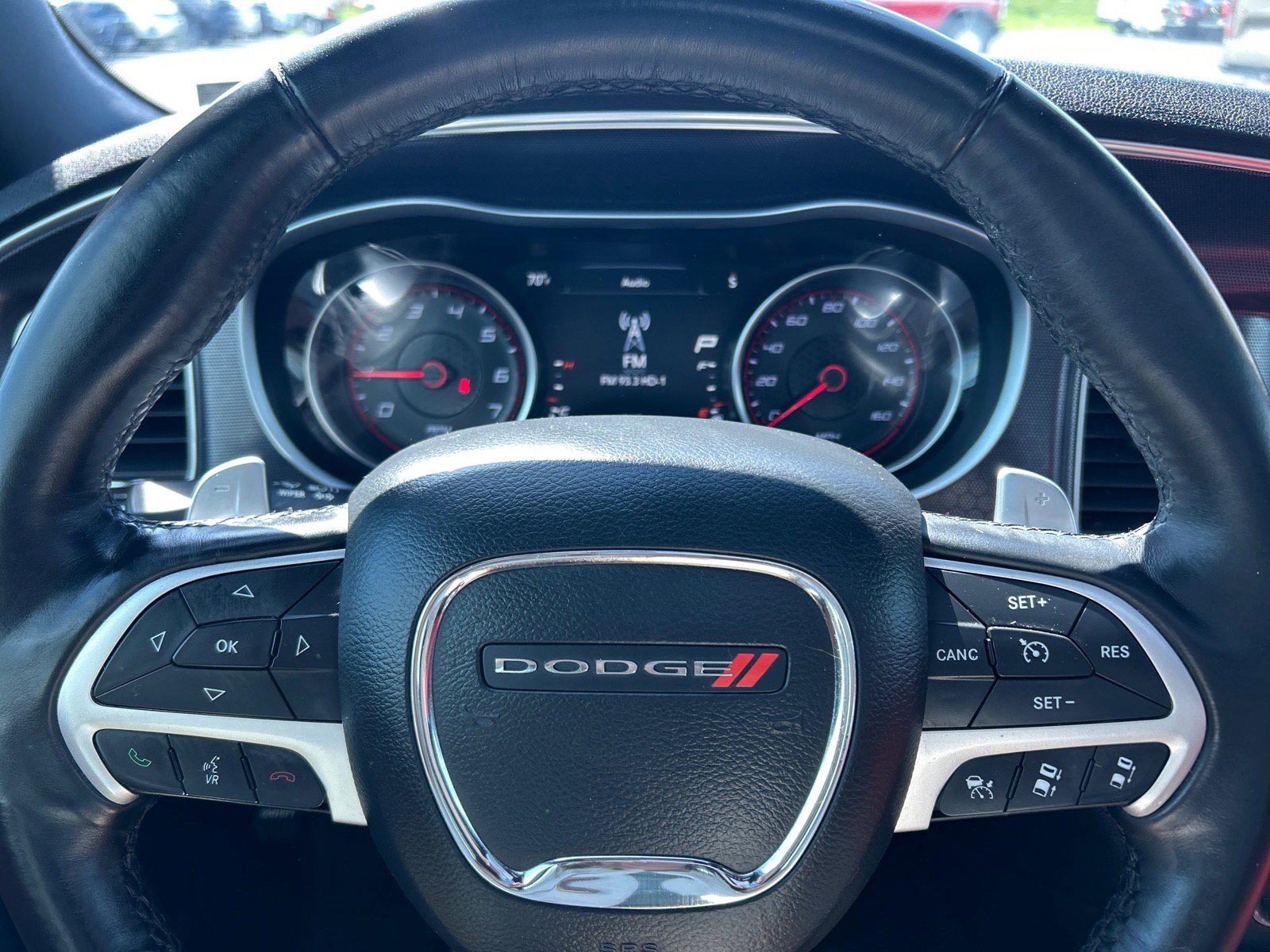 Used 2017 Dodge Charger R/T w/ Premium Group image 21