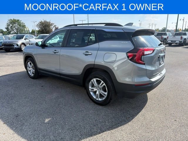 Used 2023 GMC Terrain SLE w/ Driver Convenience Package FWD image 8