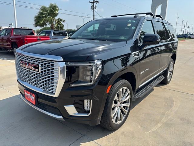 Used 2023 GMC Yukon Denali w/ LPO, Floor Liner Package RWD image 3