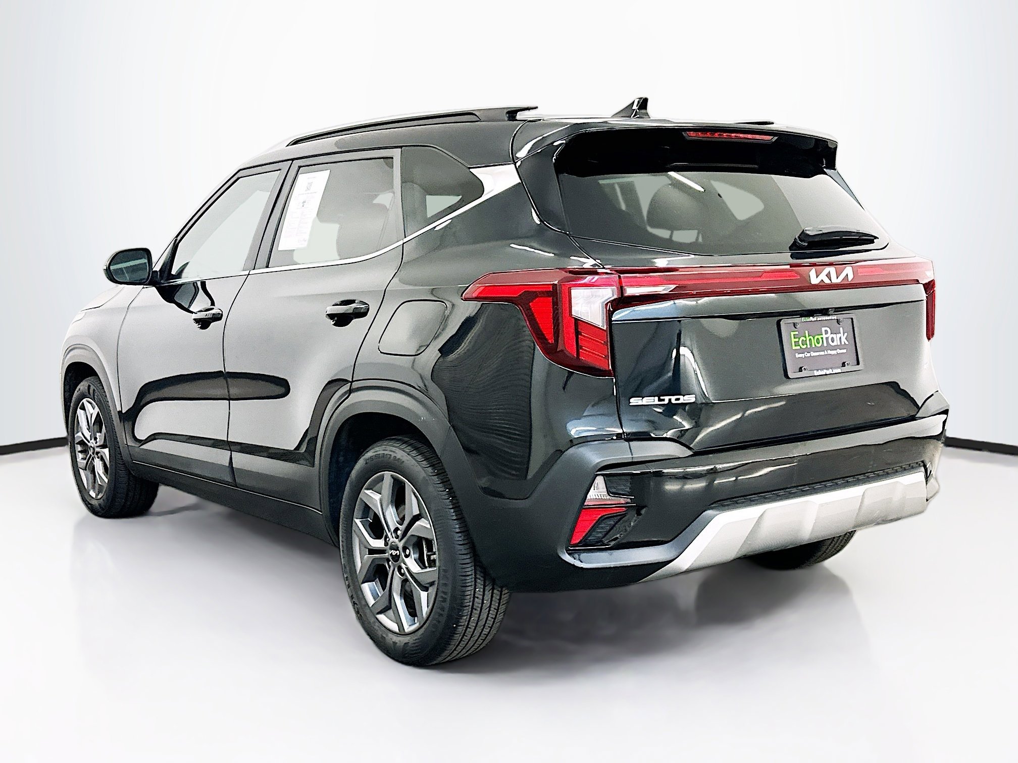 Used 2024 Kia Seltos S image 5