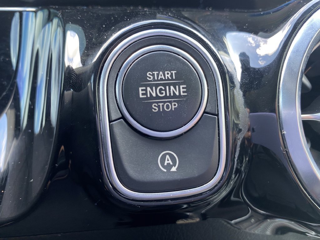 Certified 2021 Mercedes-Benz GLA 250 4MATIC w/ Premium Package image 15