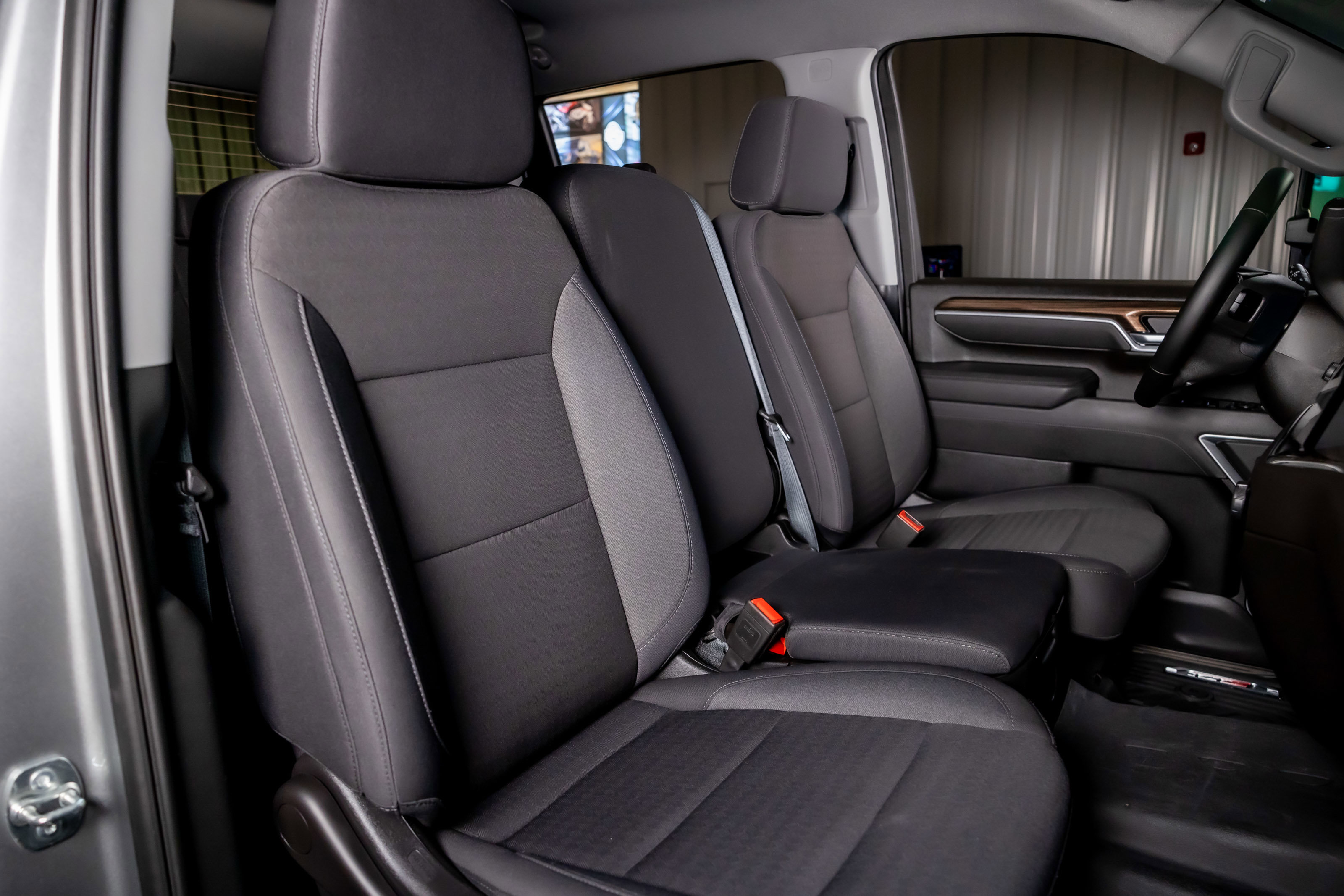 Used 2025 Chevrolet Silverado 2500 LT w/ All Star Edition image 21