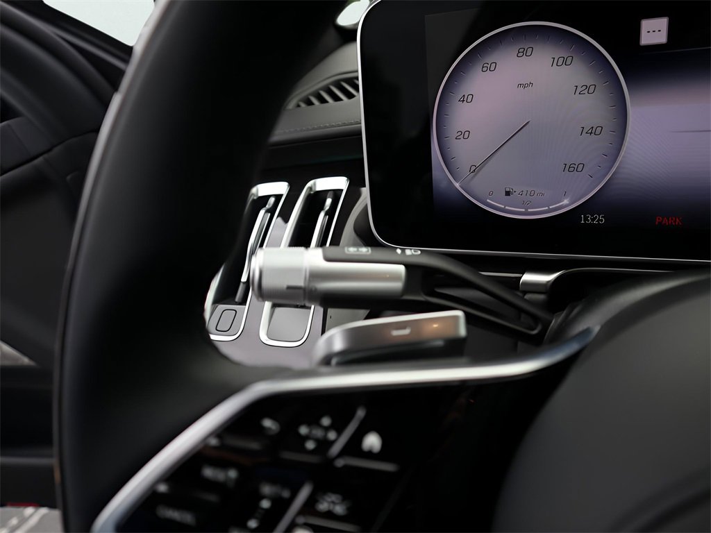 New 2026 Mercedes-Benz S 580 4MATIC Sedan image 39