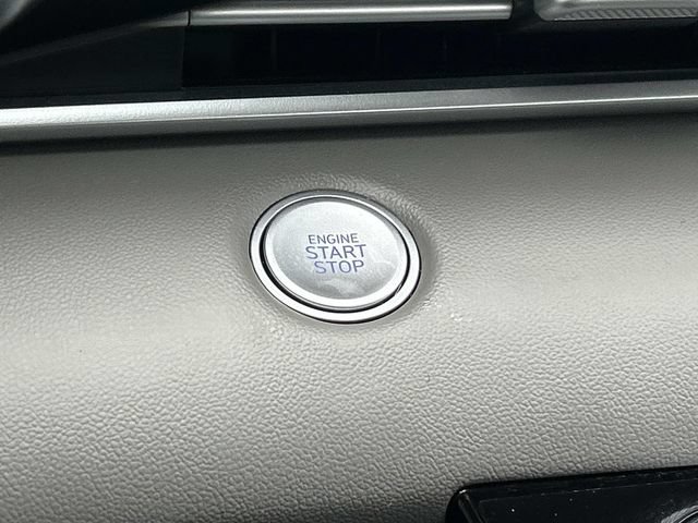 Certified 2025 Hyundai Elantra Sport FWD image 24