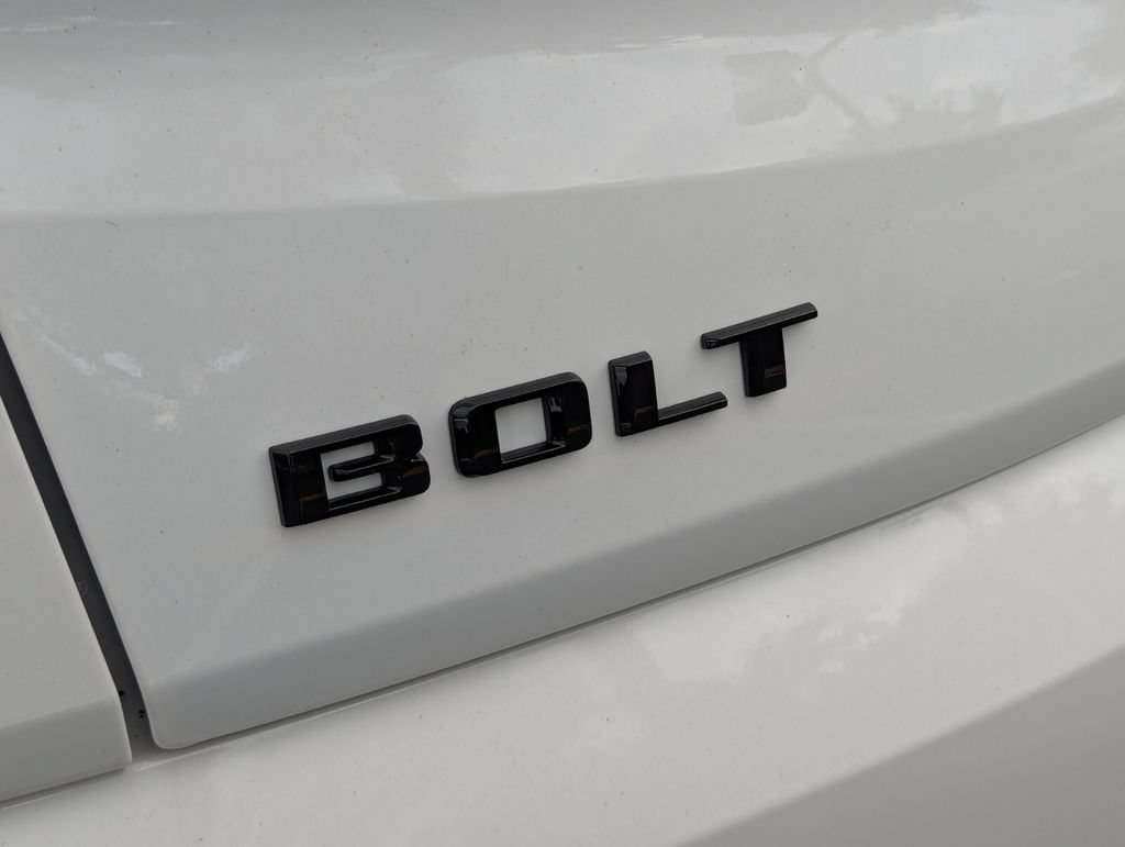 New 2027 Chevrolet Bolt LT w/ Comfort Package FWD image 10