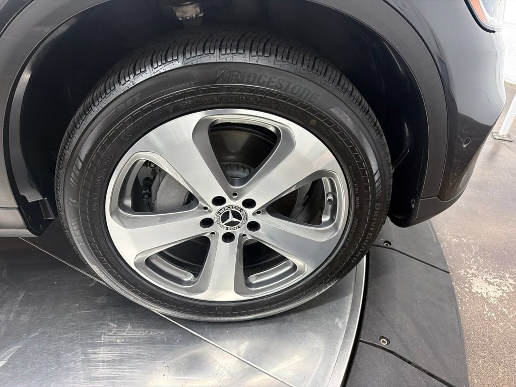 Used 2022 Mercedes-Benz GLC 300 image 10