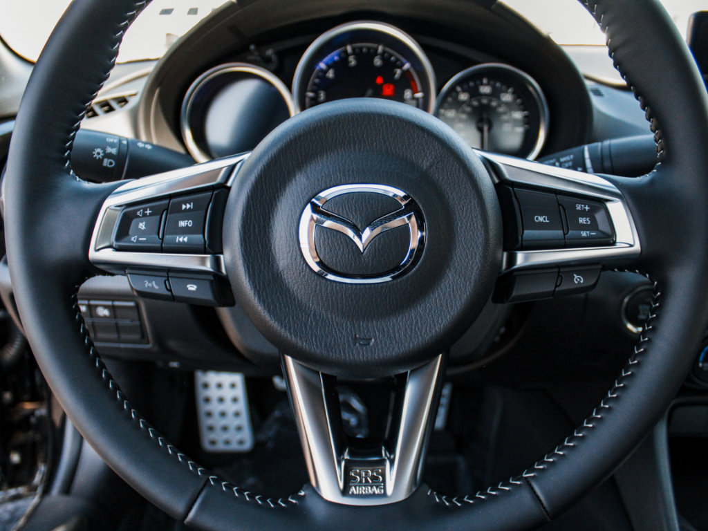 New 2026 MAZDA MX-5 Miata Club w/ Interior Package RWD image 11
