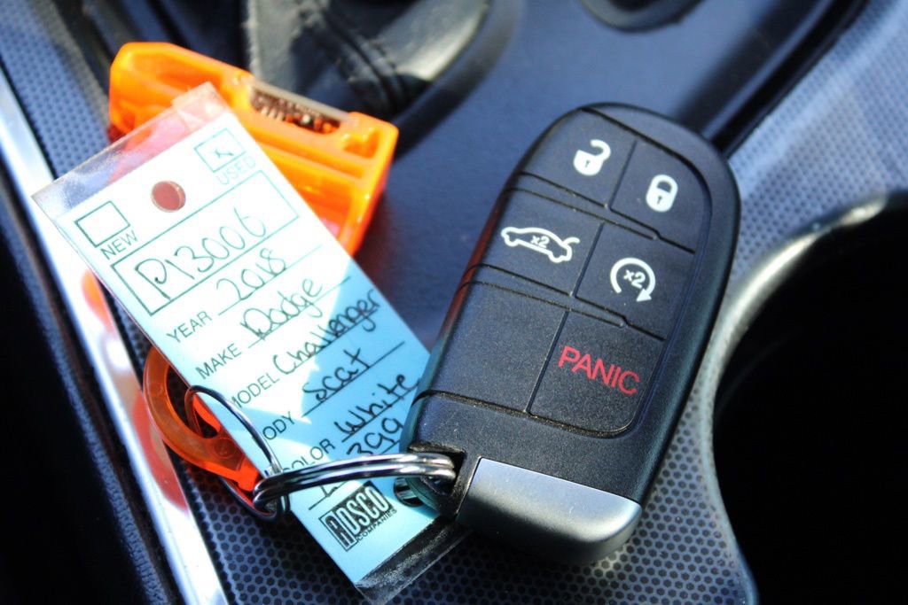 Used 2018 Dodge Challenger R/T Scat Pack w/ Leather Interior Group image 26