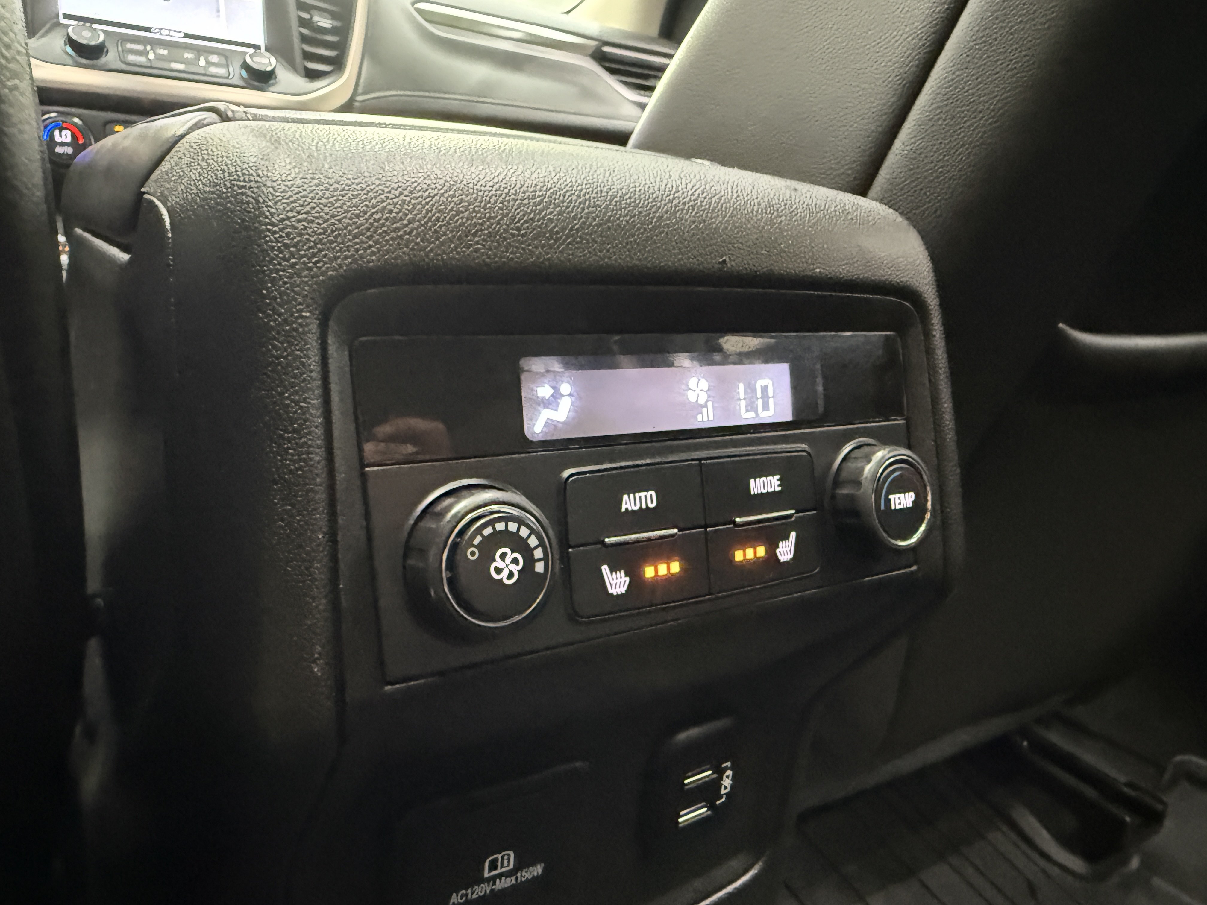 Used 2018 GMC Acadia Denali AWD/4WD image 25