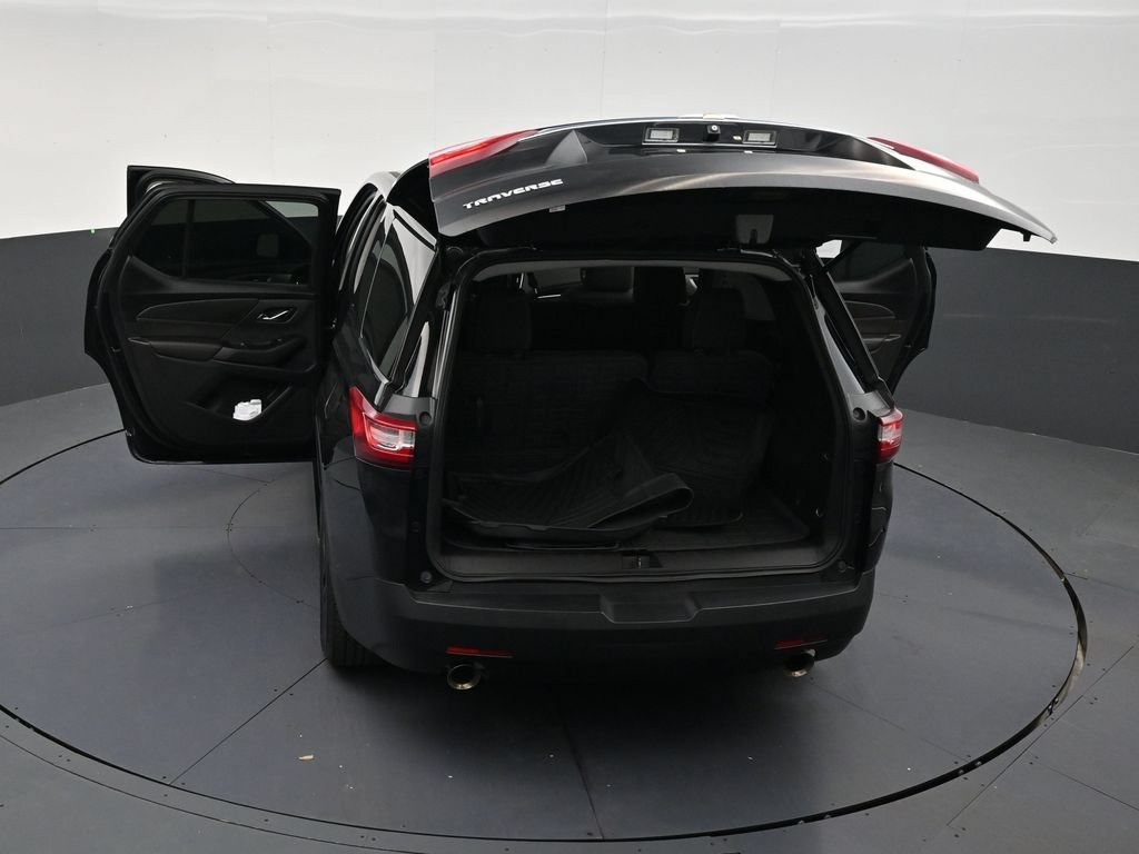 Used 2020 Chevrolet Traverse LS FWD image 33