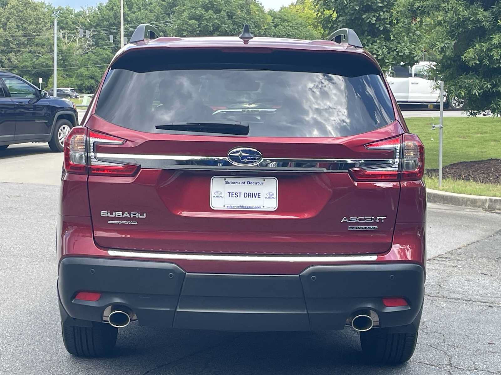 Used 2026 Subaru Ascent Limited AWD/4WD image 3