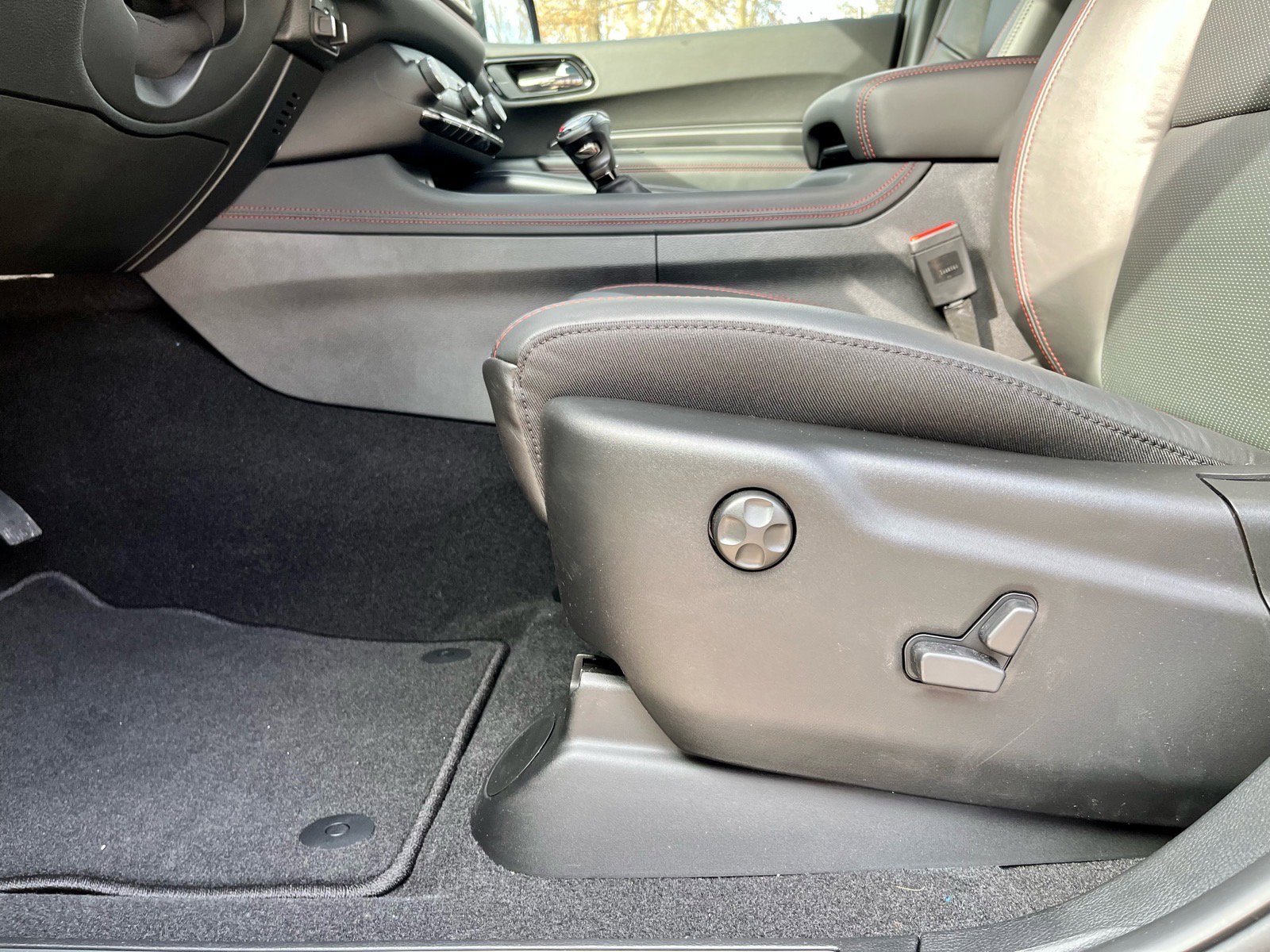 New 2026 Dodge Durango GT image 11