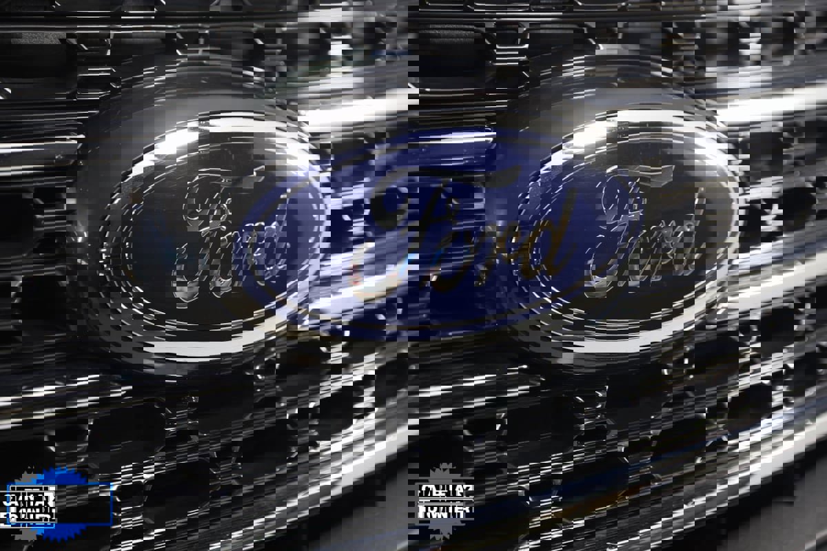 Used 2022 Ford Explorer XLT image 17