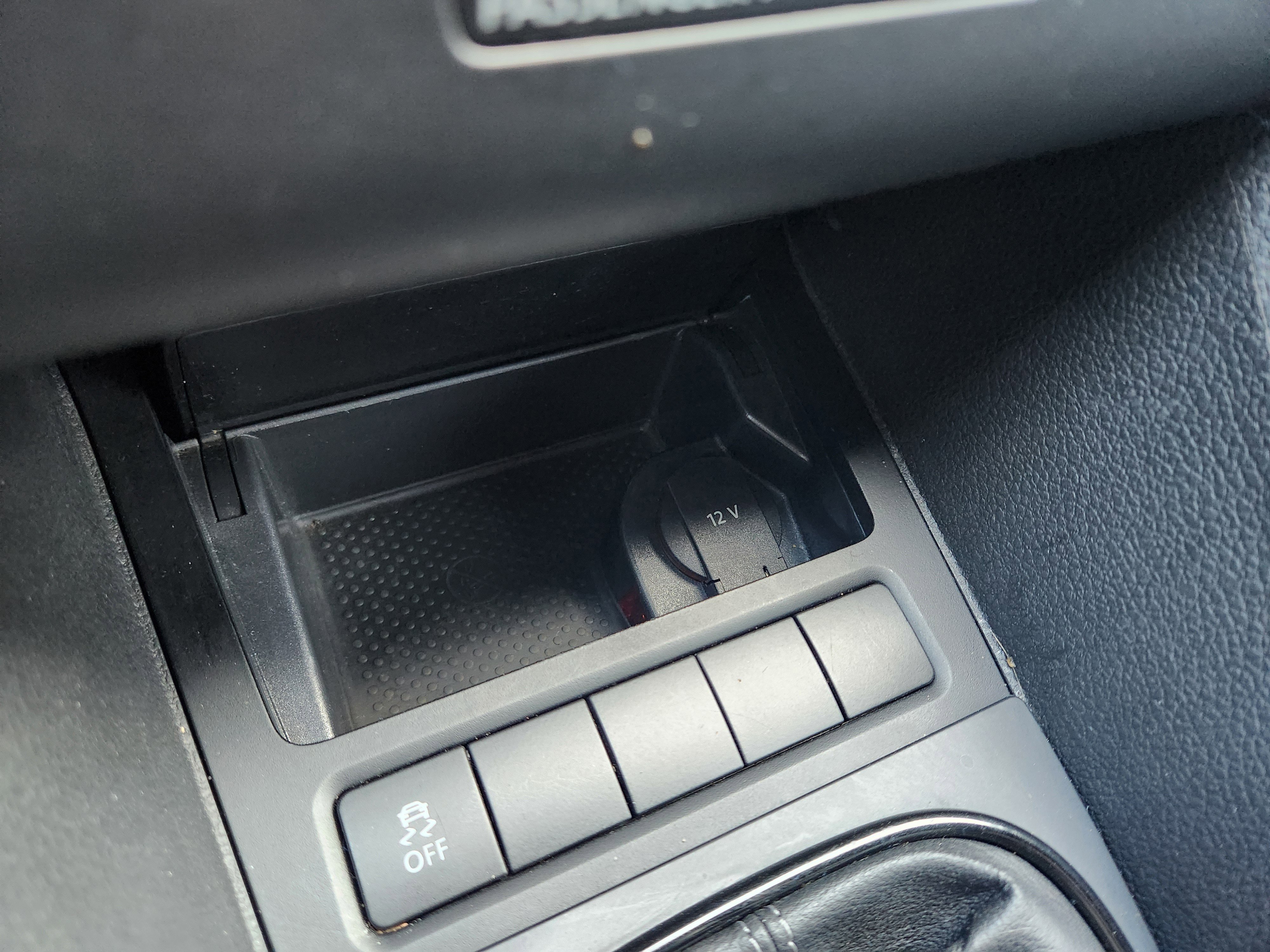 Used 2013 Volkswagen Golf R 2-Door image 34