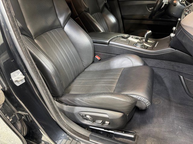 Used 2015 BMW M5 image 57