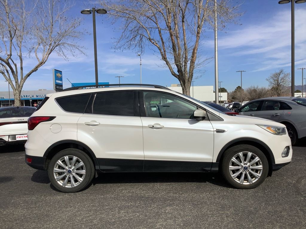 Used 2019 Ford Escape SEL image 24