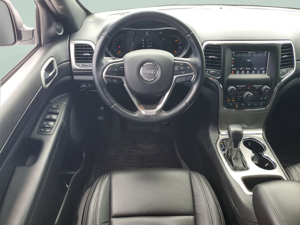 Used 2021 Jeep Grand Cherokee Laredo AWD/4WD image 12