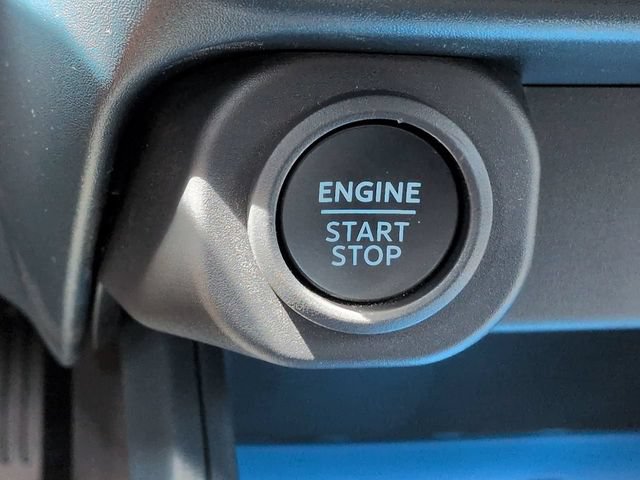 New 2026 Ford Maverick XLT w/ XLT Luxury Package FWD image 31