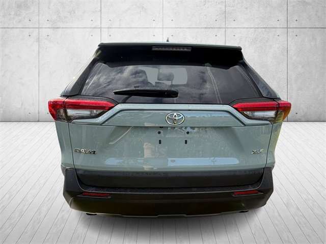 Used 2021 Toyota RAV4 XLE image 3