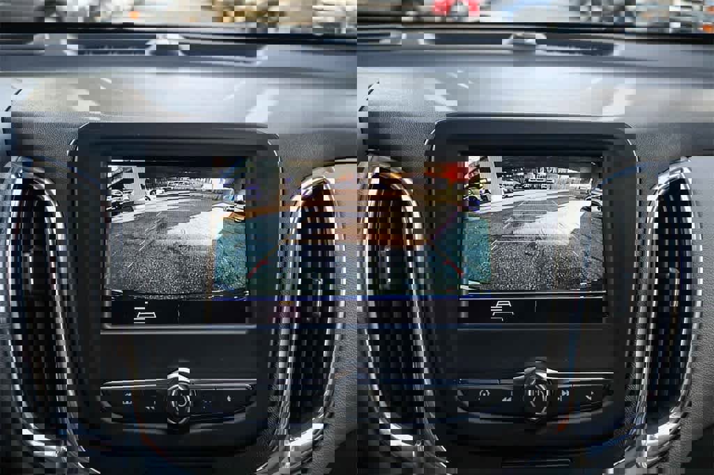 Used 2020 Chevrolet Equinox LS w/ LS Convenience Package image 25