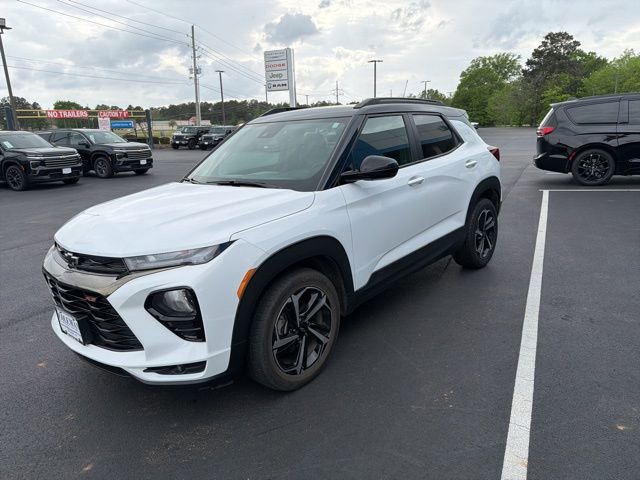 Used 2021 Chevrolet TrailBlazer RS w/ Convenience Package image 3