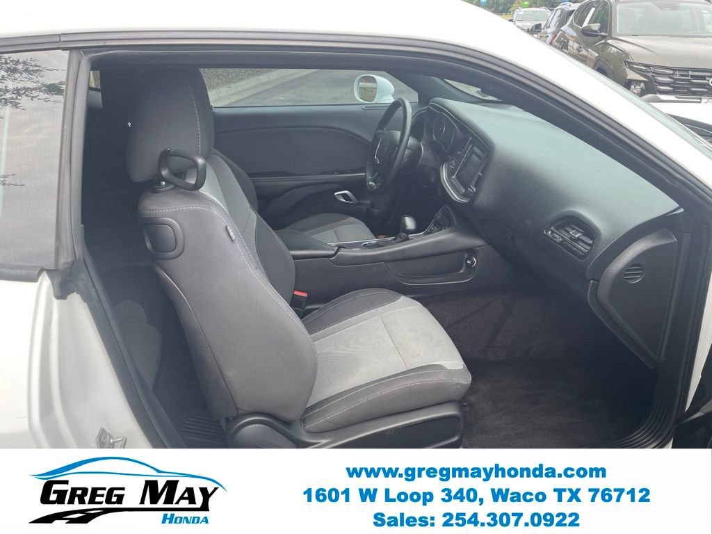 Used 2016 Dodge Challenger SXT w/ Cold Weather Group RWD image 24