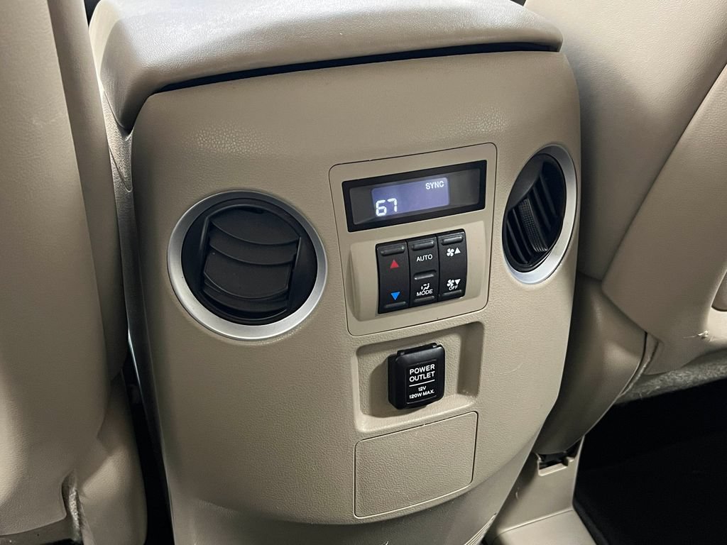 Used 2009 Honda Pilot Touring image 27