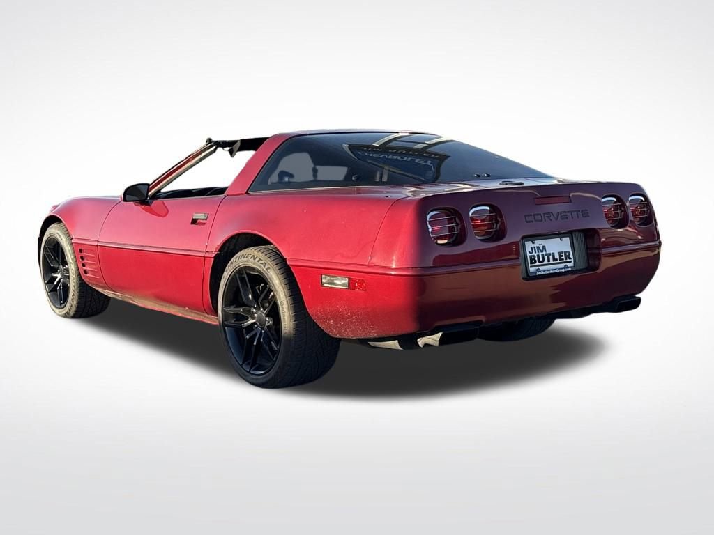 Used 1992 Chevrolet Corvette Base 2D Coupe image 5