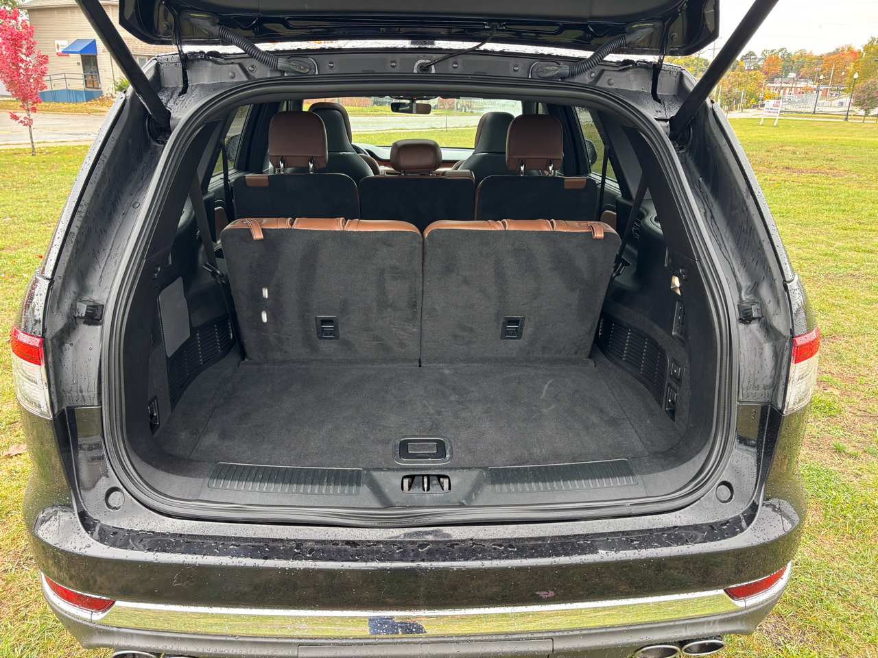 Used 2020 Lincoln Aviator Reserve w/ Equipment Group 202A image 14