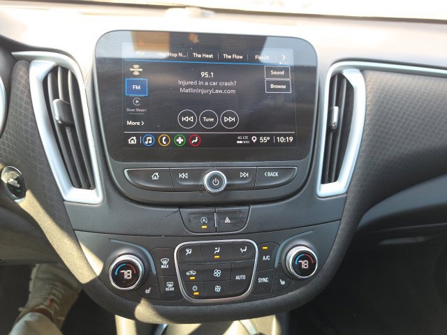 Used 2024 Chevrolet Malibu LT FWD image 18
