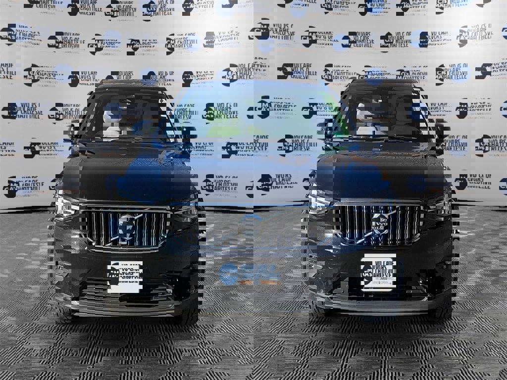 Certified 2023 Volvo XC40 B5 Plus w/ Driver Assist Package image 8