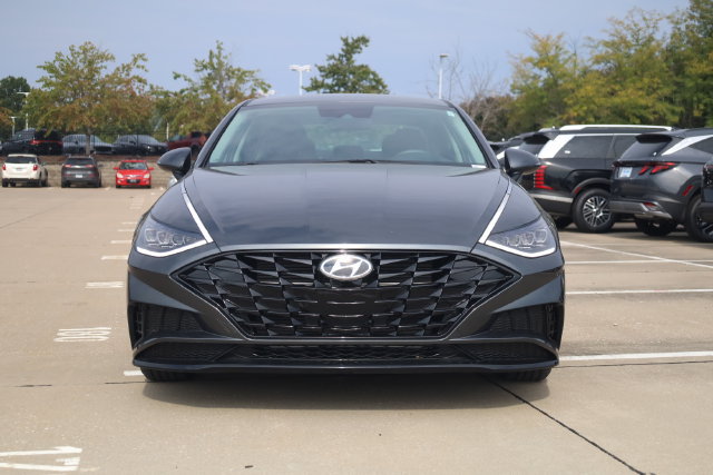 Used 2023 Hyundai Sonata SEL w/ Cargo Package FWD image 4