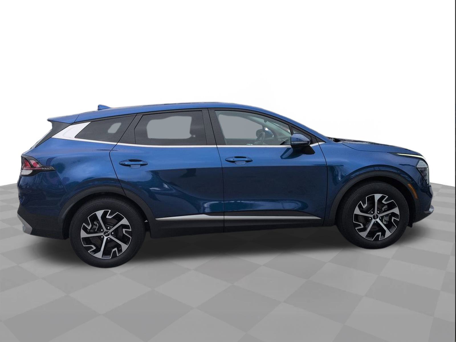 Used 2024 Kia Sportage EX image 14