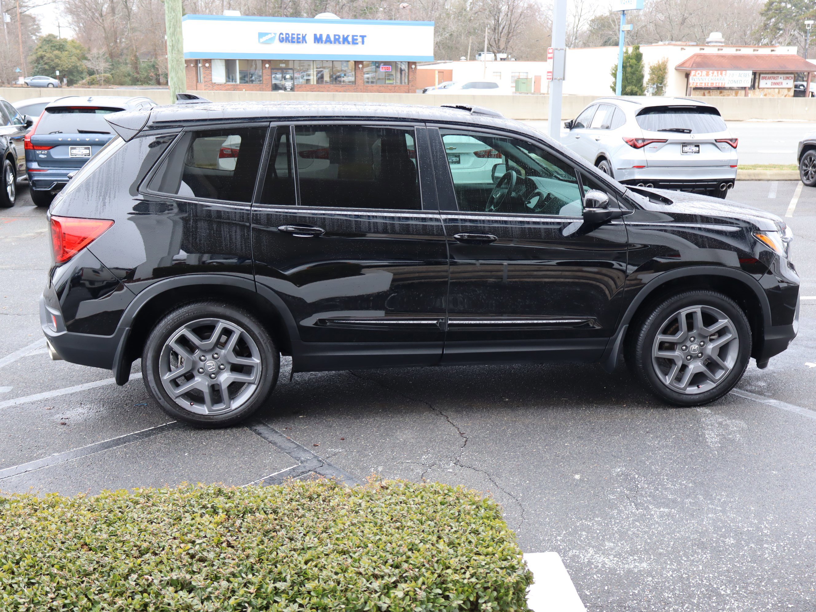 Used 2022 Honda Passport EX-L image 11