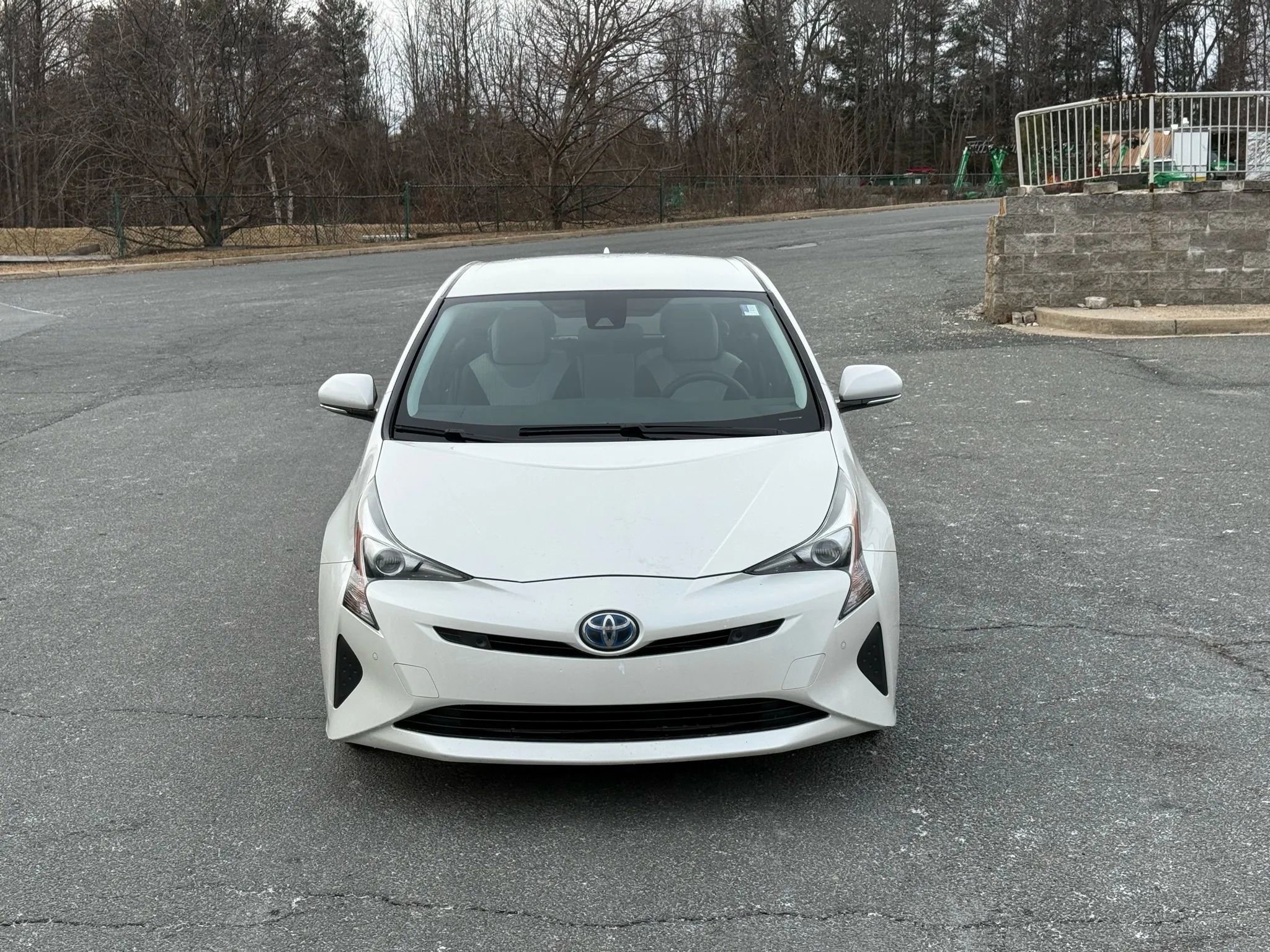 Used 2018 Toyota Prius Two image 6