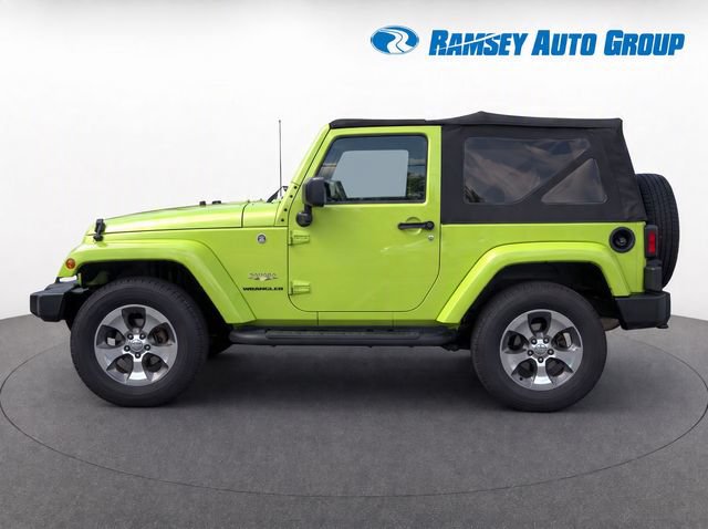 Used 2017 Jeep Wrangler Sahara w/ Connectivity Group AWD/4WD image 6