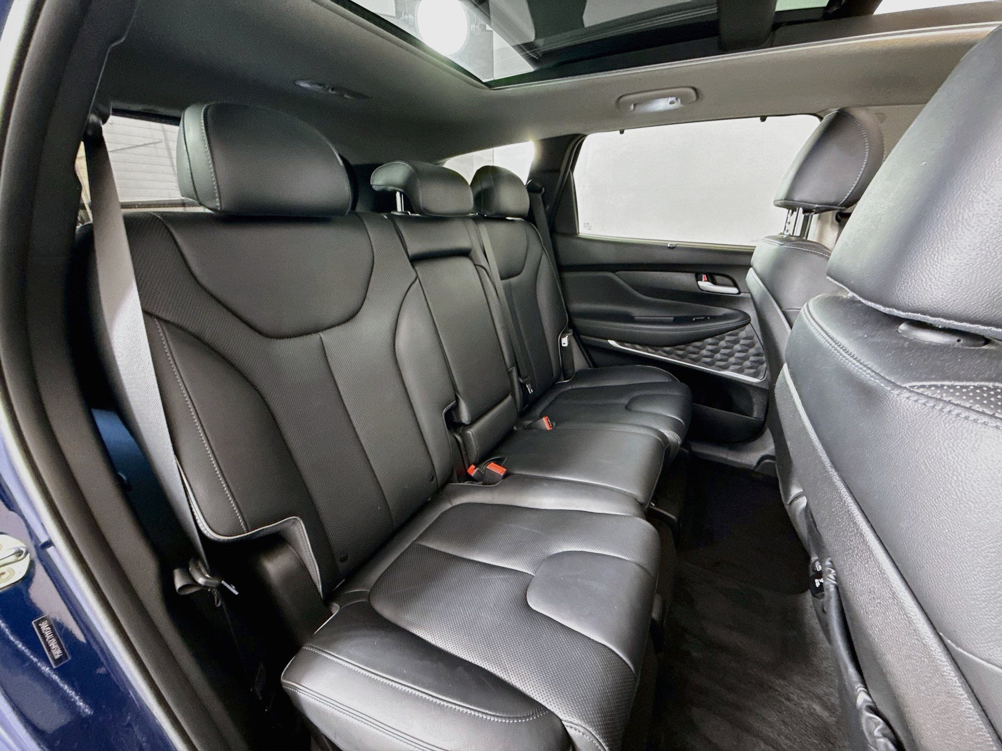 Used 2022 Hyundai Santa Fe Limited FWD image 27