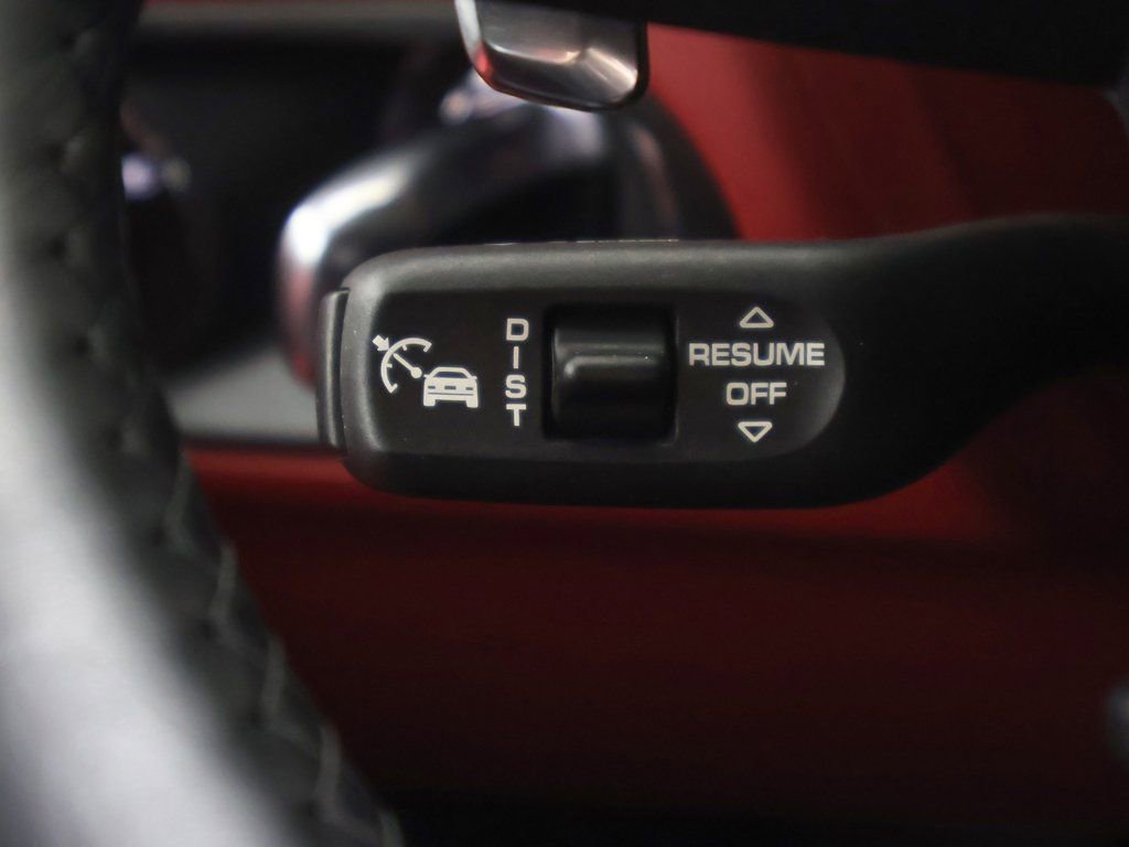 Used 2024 Porsche Macan GTS AWD/4WD image 39