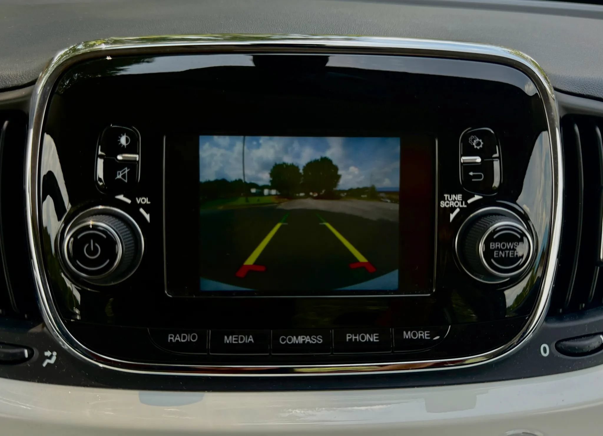 Used 2019 FIAT 500 Pop FWD image 25