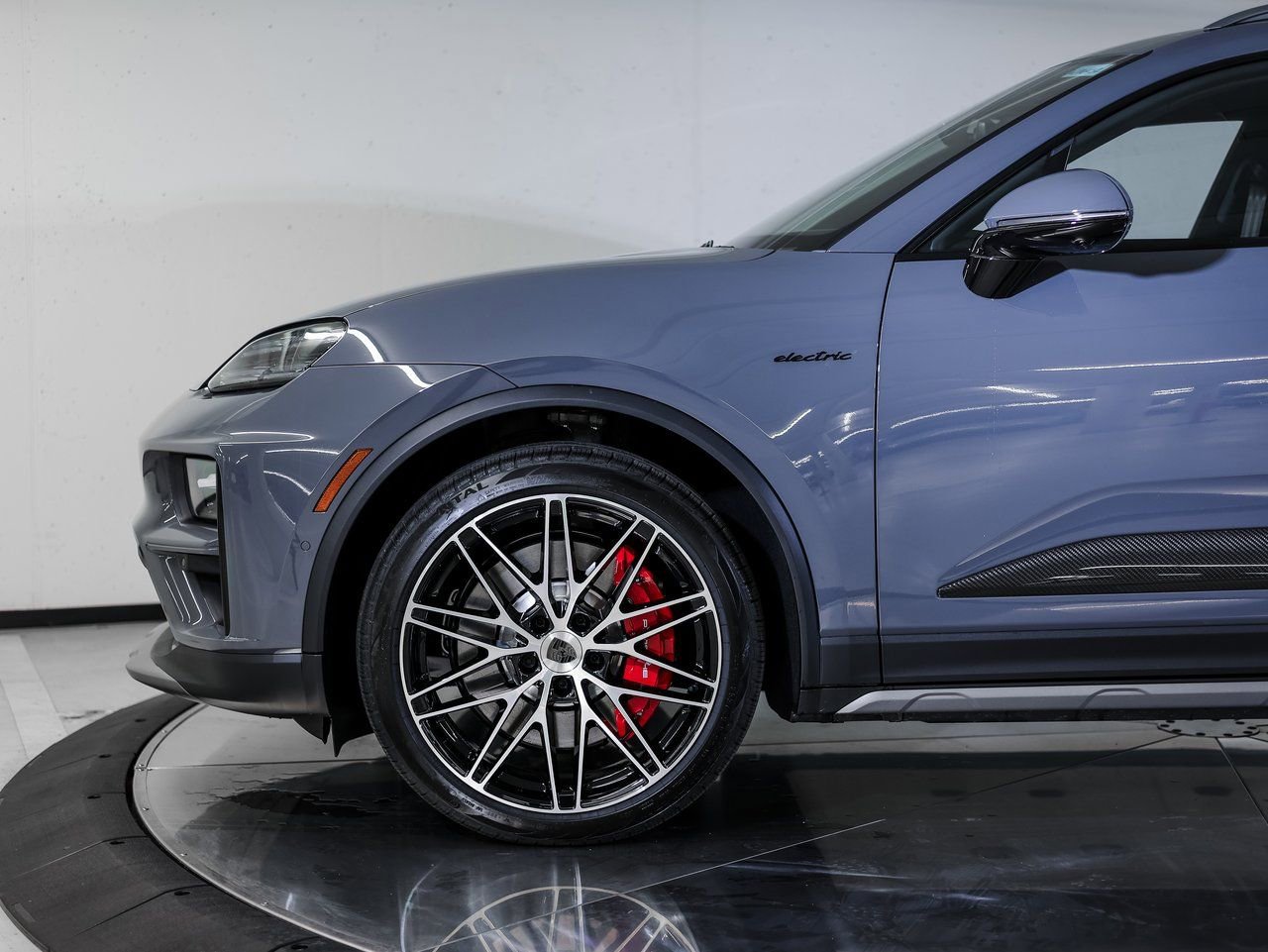 New 2026 Porsche Macan Turbo Electric image 11