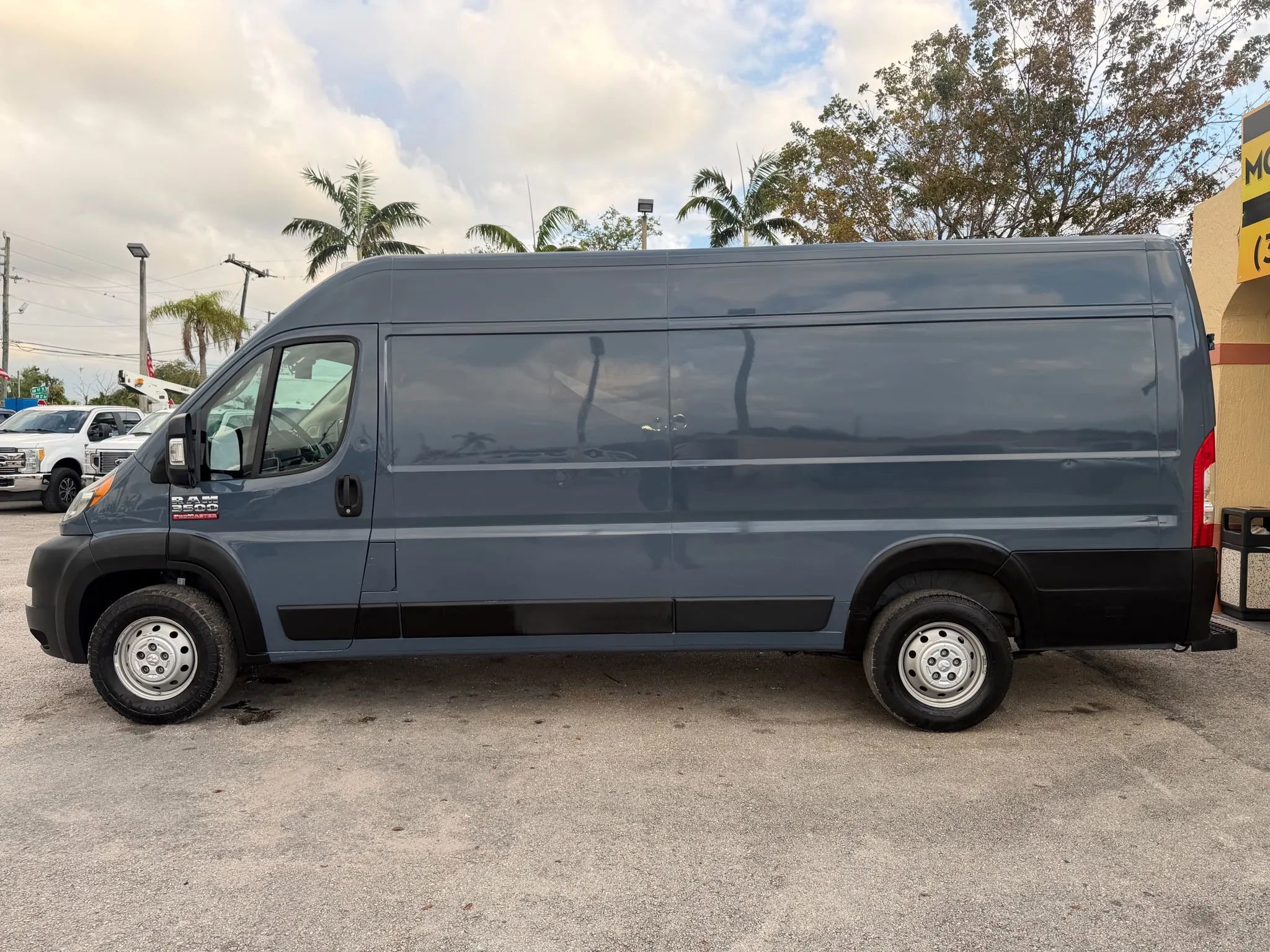 Used 2020 RAM ProMaster 3500 image 2