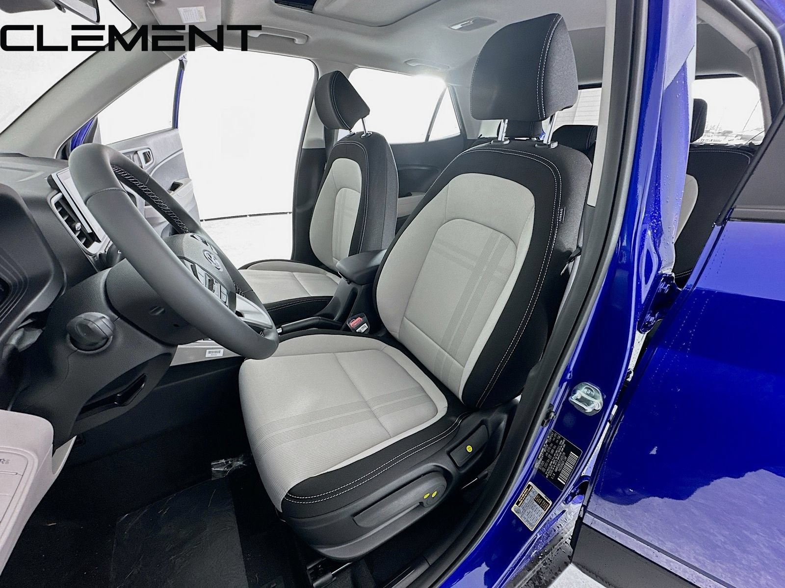 Certified 2026 Hyundai Venue SEL FWD image 30